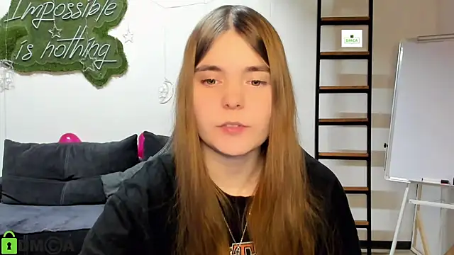 Snapshot of MiraaBloom chatting on February 25, 2026, 2:50 pm MiraaBloom online show from February 25, 2026, 2:50 pm