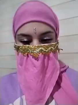 Snapshot of caroline_peed chatting on November 4, 2025, 9:07 pm caroline peed online show from November 4, 2025, 9:07 pm