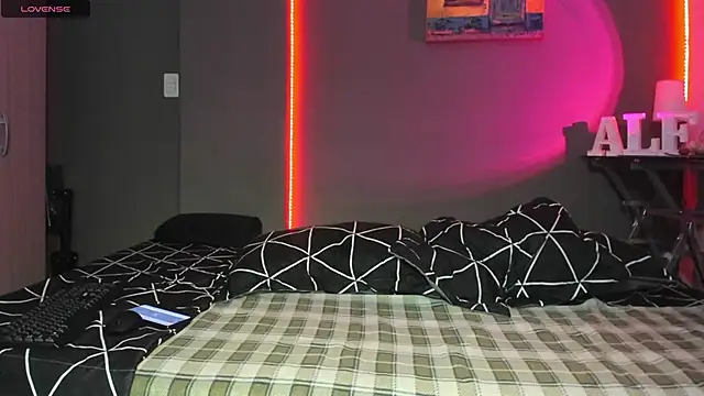 Snapshot of cleoo_jhonny chatting on March 2, 2026, 12:22 am cleoo jhonny online show from March 2, 2026, 12:22 am