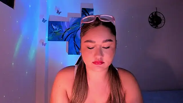 Snapshot of Soouf_ chatting on December 14, 2025, 12:06 am Soouf online show from December 14, 2025, 12:06 am