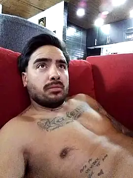 Luchyfeet online show from June 9, 2026, 6:53 pm