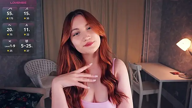 OcieJakab online show from November 28, 2025, 6:41 pm