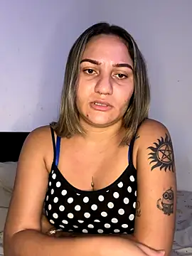 Snapshot of loirinha001 chatting on October 29, 2025, 1:48 am loirinha001 online show from October 29, 2025, 1:48 am