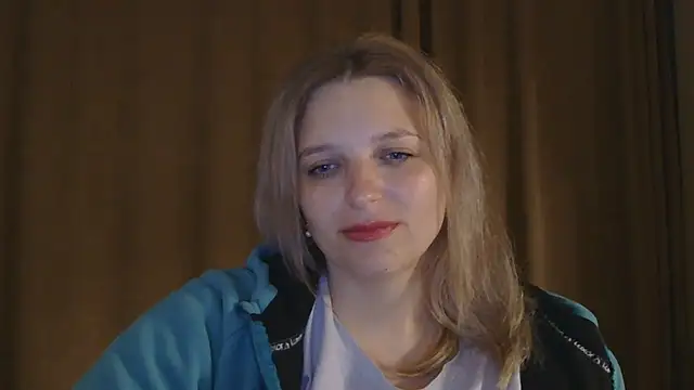 ElisSky301 online show from April 30, 2026, 7:54 pm