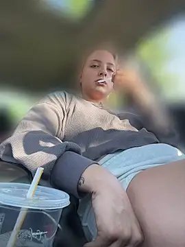 xoxokehlani online show from April 16, 2026, 10:01 pm