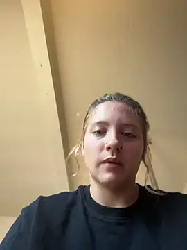 xoxokehlani online show from July 13, 2026, 3:11 pm