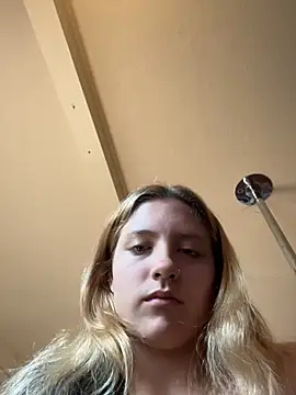 xoxokehlani online show from June 23, 2026, 2:59 pm