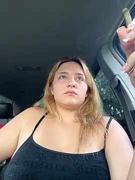 xoxokehlani online show from July 13, 2026, 12:32 am