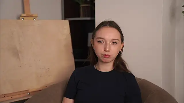 Snapshot of ClarineMitzel chatting on October 26, 2025, 5:30 am ClarineMitzel online show from October 26, 2025, 5:30 am