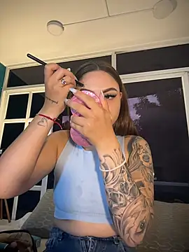 Beella1  online show from December 22, 2025, 11:43 am