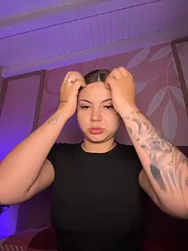 Snapshot of Beella1_ chatting on February 2, 2026, 11:20 am Beella1 online show from February 2, 2026, 11:20 am