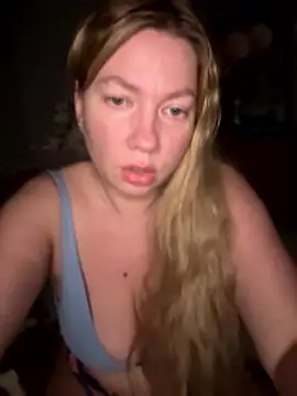 Snapshot of Kiti_hot_baby chatting on October 21, 2025, 12:54 am Kiti hot baby online show from October 21, 2025, 12:54 am