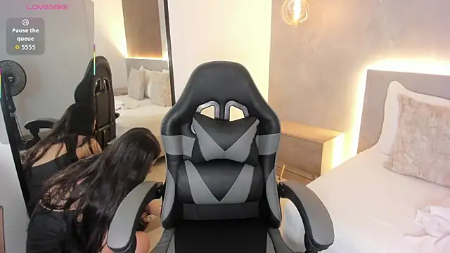 Snapshot of mia_collins96 chatting on February 7, 2026, 2:19 am mia collins96 online show from February 7, 2026, 2:19 am