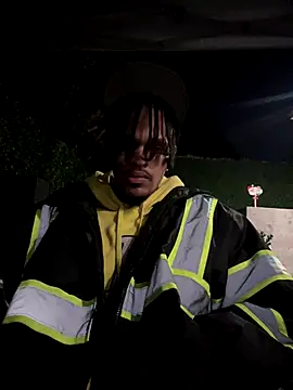 Mrmakeherwet Tez online show from December 15, 2025, 2:06 am