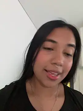 Snapshot of aly_nicols chatting on October 23, 2025, 12:04 pm aly nicols online show from October 23, 2025, 12:04 pm