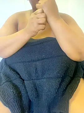 Snapshot of Baronne chatting on October 21, 2025, 10:03 am Baronne online show from October 21, 2025, 10:03 am