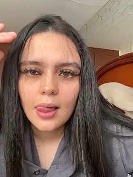 Selena Roa online show from May 25, 2026, 9:13 pm