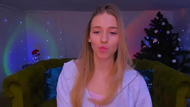 sassy cutie online show from January 10, 2026, 1:17 pm