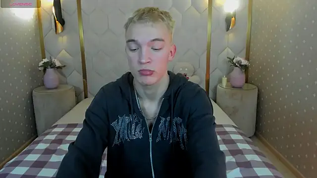 Derek Banville online show from December 22, 2025, 1:28 am