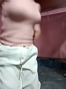 -Lanaa- online show from February 19, 2026, 6:54 am