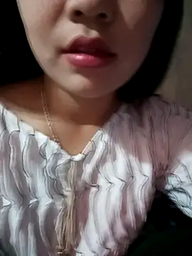 -Lanaa- online show from November 20, 2025, 10:09 pm