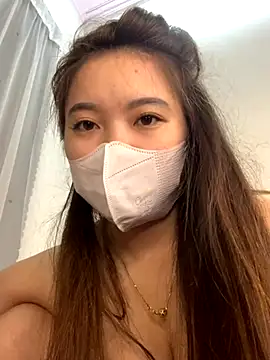 helo-kitty online show from November 18, 2025, 3:15 pm