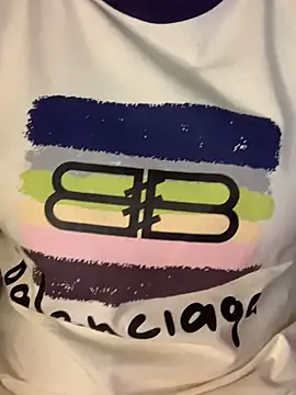 helo-kitty online show from April 4, 2026, 2:01 pm