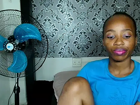 Patronaxxx online show from October 22, 2025, 5:56 pm