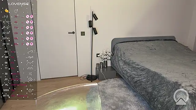 majestic madam online show from February 22, 2026, 1:41 am