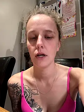 Snapshot of InkedKinkxox chatting on October 23, 2025, 10:14 am InkedKinkxox online show from October 23, 2025, 10:14 am