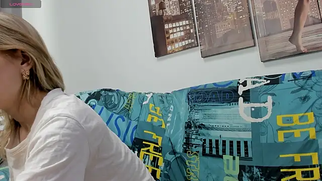 Tenderly Sophie online show from January 15, 2026, 1:20 am