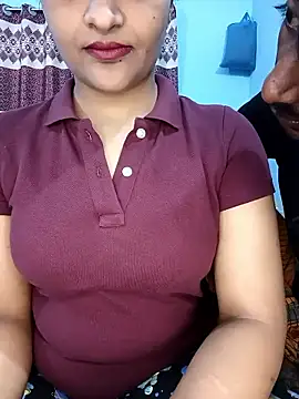 Snapshot of CoupleShow_432 chatting on January 18, 2026, 7:45 am CoupleShow 432 online show from January 18, 2026, 7:45 am