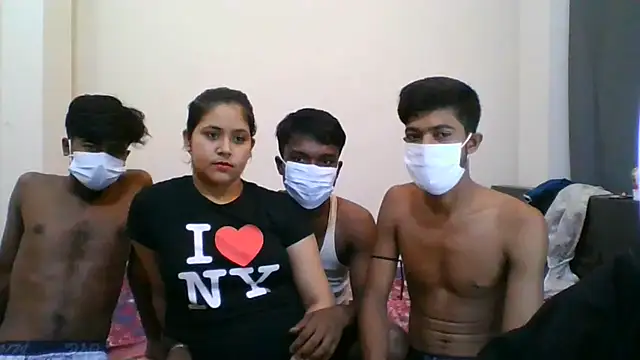 Snapshot of CoupleShow_432 chatting on July 8, 2026, 11:00 am CoupleShow 432 online show from July 8, 2026, 11:00 am