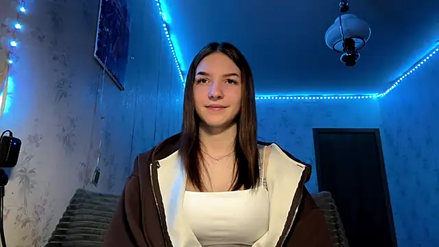 Beauty miIa online show from November 5, 2025, 5:16 pm