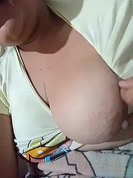 Snapshot of Bkskjksjik chatting on October 23, 2025, 12:26 pm Bkskjksjik online show from October 23, 2025, 12:26 pm