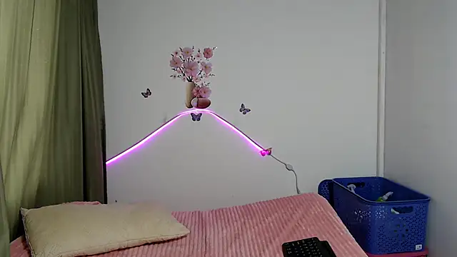 BRYXS1 online show from November 8, 2025, 7:17 pm