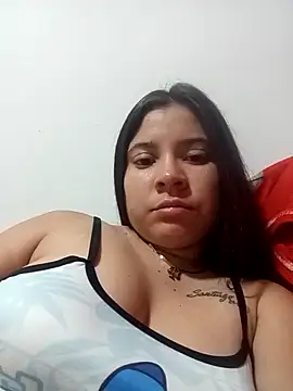 Snapshot of fresarosa33 chatting on October 22, 2025, 12:10 am fresarosa33 online show from October 22, 2025, 12:10 am