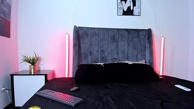 Cloy Areo online show from April 8, 2026, 11:55 am