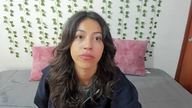 Snapshot of emily_jonessxx chatting on February 27, 2026, 7:03 pm emily jonessxx online show from February 27, 2026, 7:03 pm