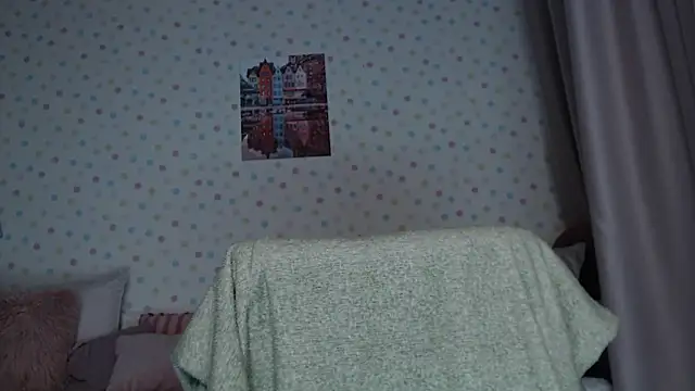 little paw  online show from February 11, 2026, 6:13 am