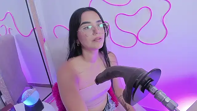 Snapshot of laana_foxx chatting on February 23, 2026, 1:51 am laana foxx online show from February 23, 2026, 1:51 am