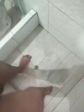 Snapshot of Niyorquino26 chatting on October 23, 2025, 1:43 pm Niyorquino26 online show from October 23, 2025, 1:43 pm