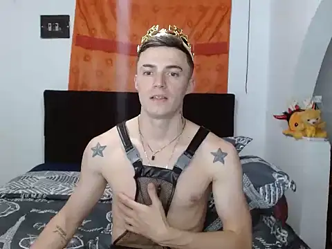 Snapshot of Ken_bigcum_77 chatting on October 23, 2025, 6:12 am Ken bigcum 77 online show from October 23, 2025, 6:12 am