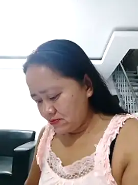 Crazy little thin4uxx online show from October 27, 2025, 9:16 pm