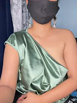 Snapshot of Cute_Marina chatting on June 29, 2026, 5:47 am Cute Marina online show from June 29, 2026, 5:47 am