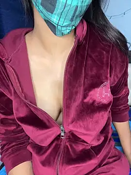 Cute Marina online show from November 13, 2025, 8:40 am