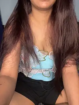 Cute Marina online show from April 10, 2026, 8:21 am