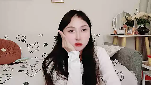 yuyan3929 online show from October 30, 2025, 2:14 pm