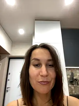 Snapshot of AliceLili chatting on October 22, 2025, 11:09 am AliceLili online show from October 22, 2025, 11:09 am