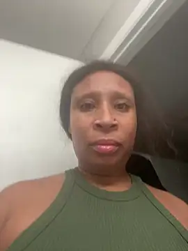 CreammieDelite online show from July 1, 2026, 7:52 am